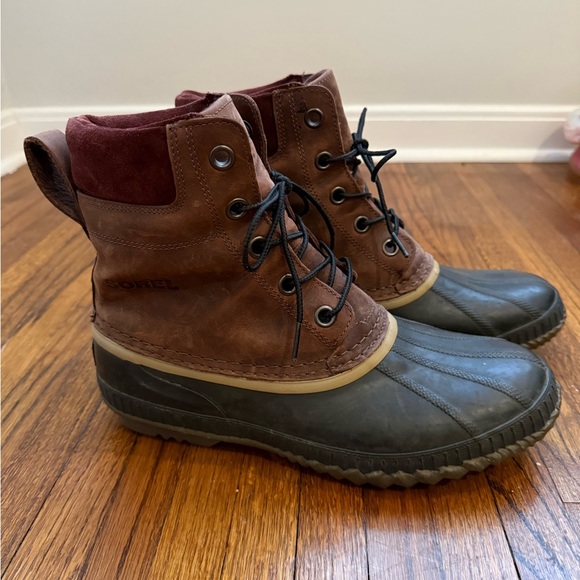 Sorel Cheyenne Duck Boot - Picture 2 of 6